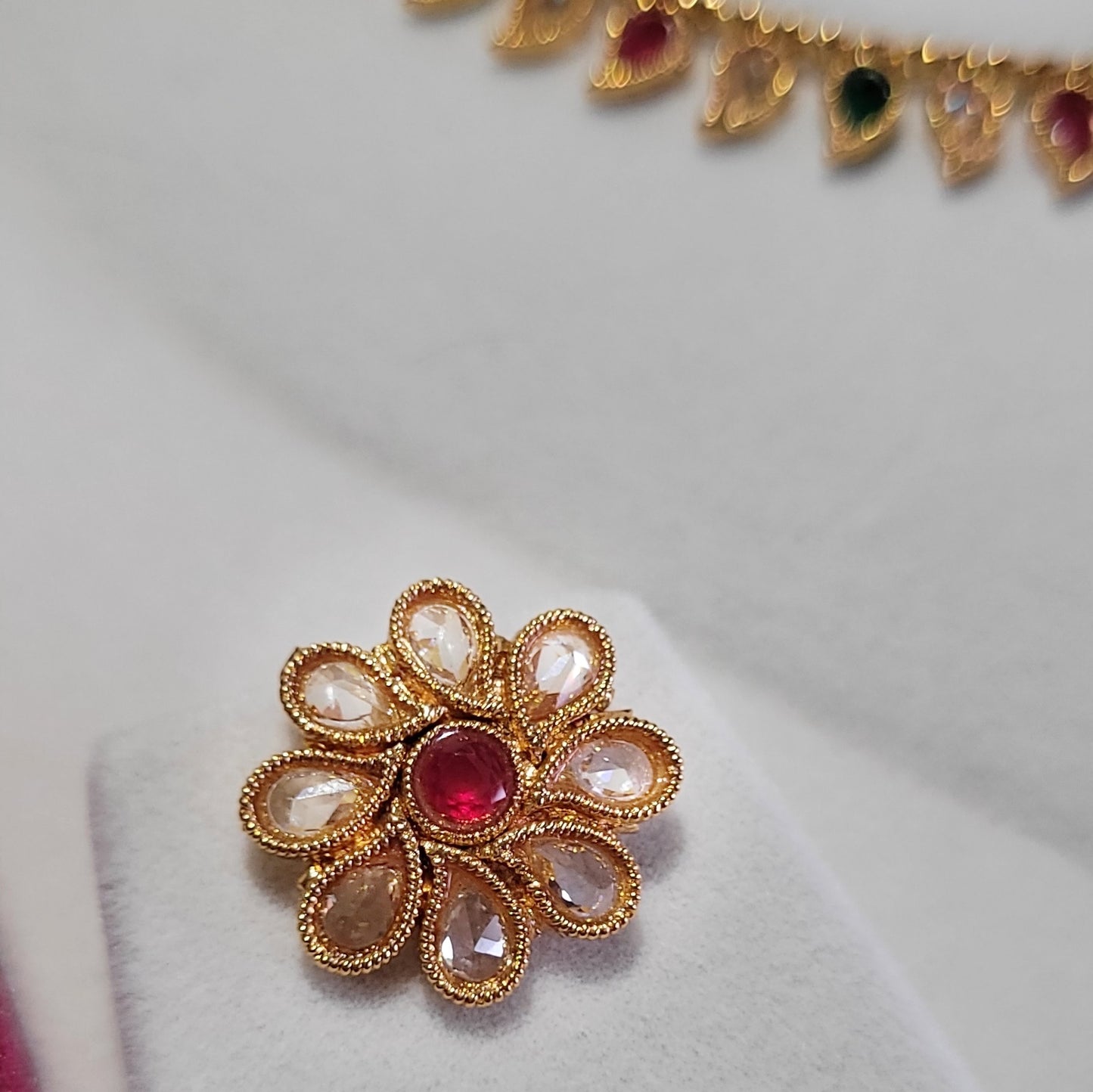 Ambi Necklace set
