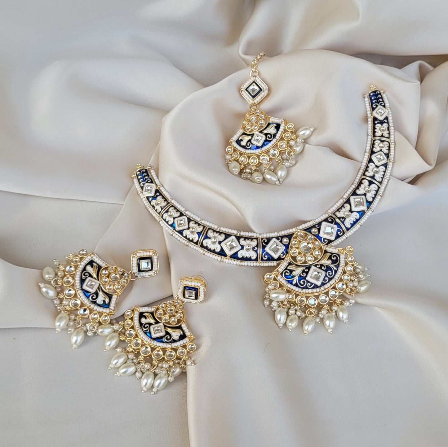 Ratnashree Rajwada necklace set