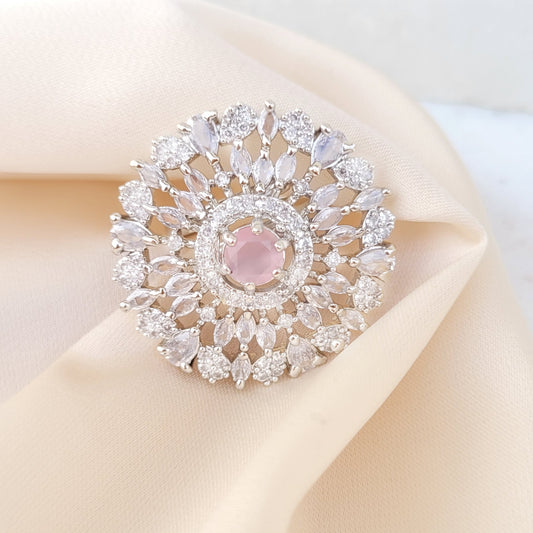 Detailed small stone ring (pink)